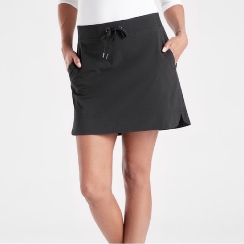 Athleta Women's Black Stretch-in Skort Size Small‎